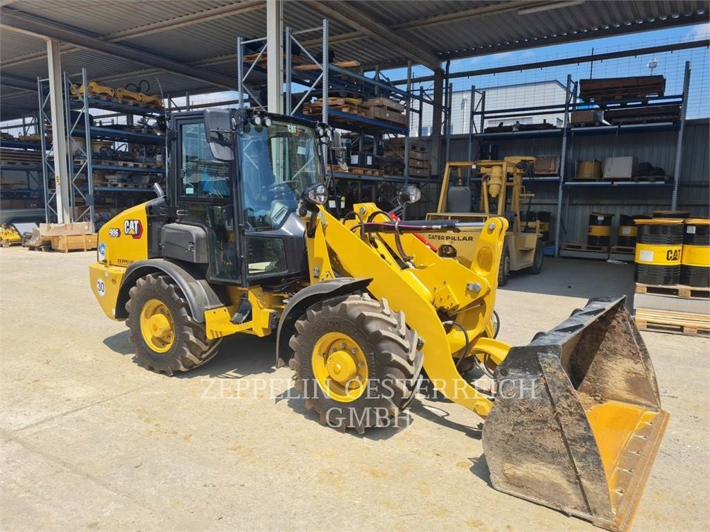 CAT 906-14 - Utovarivač na kotačima: slika CAT 906-14 - Utovarivač na kotačima CAT 906-14 - Utovarivač na kotačima: slika CAT 906-14 - Utovarivač na kotačima