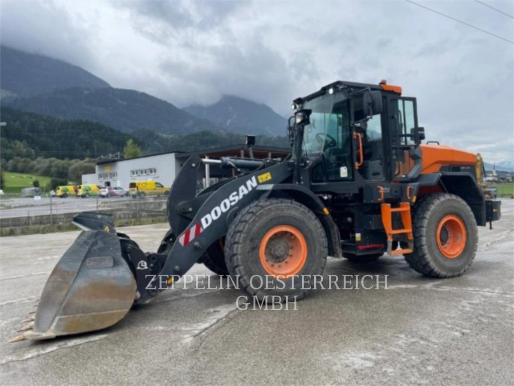 Doosan DL250-7 - Utovarivač na kotačima: slika  Doosan DL250-7 - Utovarivač na kotačima Doosan DL250-7 - Utovarivač na kotačima: slika  Doosan DL250-7 - Utovarivač na kotačima