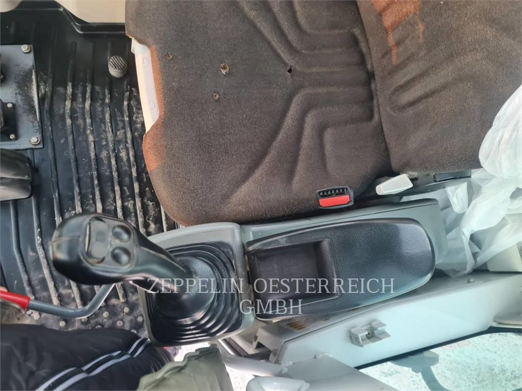 Bager gusjeničar Takeuchi TB295W: slika Bager gusjeničar Takeuchi TB295W