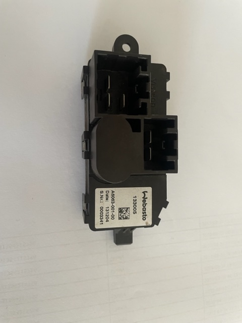 7059704M1 Regulator prędkości obrotów dmuchawy Webasto 133005 - Grijanje/ Ventilacija za Poljoprivredni strojevi: slika 7059704M1 Regulator prędkości obrotów dmuchawy Webasto 133005 - Grijanje/ Ventilacija za Poljoprivredni strojevi 7059704M1 Regulator prędkości obrotów dmuchawy Webasto 133005 - Grijanje/ Ventilacija za Poljoprivredni strojevi: slika 7059704M1 Regulator prędkości obrotów dmuchawy Webasto 133005 - Grijanje/ Ventilacija za Poljoprivredni strojevi