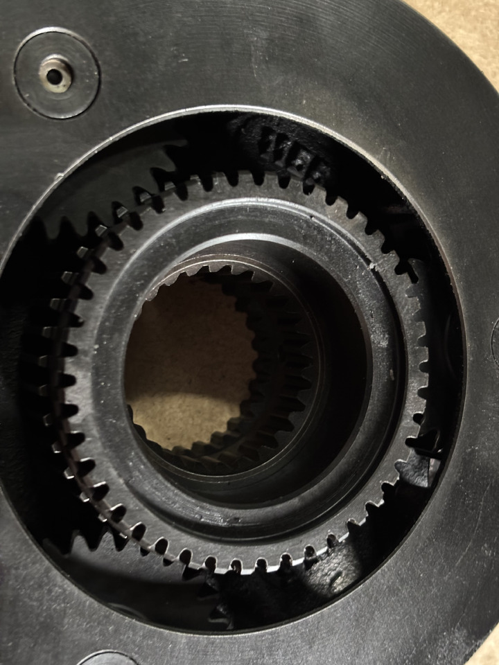 Claas AXION 830 Reduktor przekładni 60 0502 600 8 6005026008 - Diferencijalni zupčanik za Traktor: slika Claas AXION 830 Reduktor przekładni 60 0502 600 8 6005026008 - Diferencijalni zupčanik za Traktor Claas AXION 830 Reduktor przekładni 60 0502 600 8 6005026008 - Diferencijalni zupčanik za Traktor: slika Claas AXION 830 Reduktor przekładni 60 0502 600 8 6005026008 - Diferencijalni zupčanik za Traktor