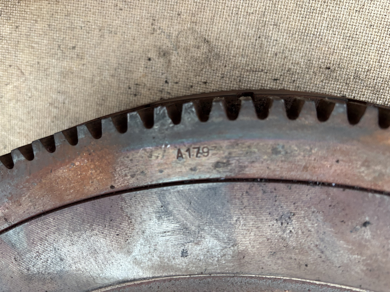 Claas Jaguar Lexion Koło Zamachowe OM502LA 4570320801 - Zamašnjak za Poljoprivredni strojevi: slika Claas Jaguar Lexion Koło Zamachowe OM502LA 4570320801 - Zamašnjak za Poljoprivredni strojevi Claas Jaguar Lexion Koło Zamachowe OM502LA 4570320801 - Zamašnjak za Poljoprivredni strojevi: slika Claas Jaguar Lexion Koło Zamachowe OM502LA 4570320801 - Zamašnjak za Poljoprivredni strojevi