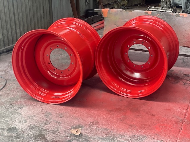 Claas Lexion Felga 27x32 - Felga za Poljoprivredni strojevi: slika Claas Lexion Felga 27x32 - Felga za Poljoprivredni strojevi Claas Lexion Felga 27x32 - Felga za Poljoprivredni strojevi: slika Claas Lexion Felga 27x32 - Felga za Poljoprivredni strojevi