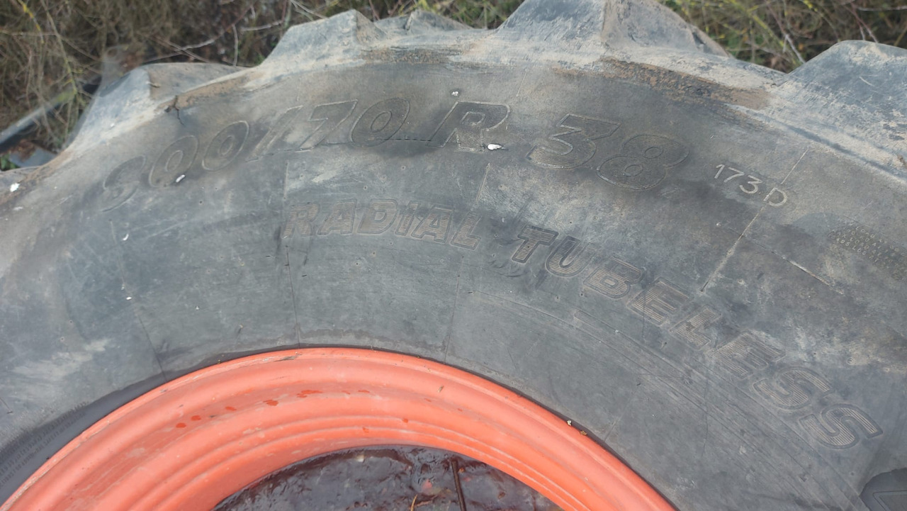 Claas Xerion - koła felgi opony 800/70R38 800/70/38 - Felga za Poljoprivredni strojevi: slika Claas Xerion - koła felgi opony 800/70R38 800/70/38 - Felga za Poljoprivredni strojevi Claas Xerion - koła felgi opony 800/70R38 800/70/38 - Felga za Poljoprivredni strojevi: slika Claas Xerion - koła felgi opony 800/70R38 800/70/38 - Felga za Poljoprivredni strojevi