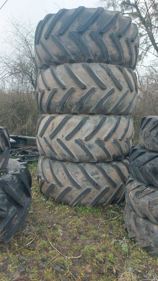 Claas Xerion - koła felgi opony 800/70R38 800/70/38 - Felga za Poljoprivredni strojevi: slika Claas Xerion - koła felgi opony 800/70R38 800/70/38 - Felga za Poljoprivredni strojevi Claas Xerion - koła felgi opony 800/70R38 800/70/38 - Felga za Poljoprivredni strojevi: slika Claas Xerion - koła felgi opony 800/70R38 800/70/38 - Felga za Poljoprivredni strojevi