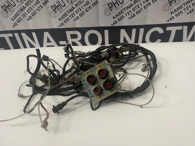 Claas ranger instalacja kabiny - Kabeli/ Ožičenje za Teleskopski rukovatelj: slika Claas ranger instalacja kabiny - Kabeli/ Ožičenje za Teleskopski rukovatelj Claas ranger instalacja kabiny - Kabeli/ Ožičenje za Teleskopski rukovatelj: slika Claas ranger instalacja kabiny - Kabeli/ Ožičenje za Teleskopski rukovatelj