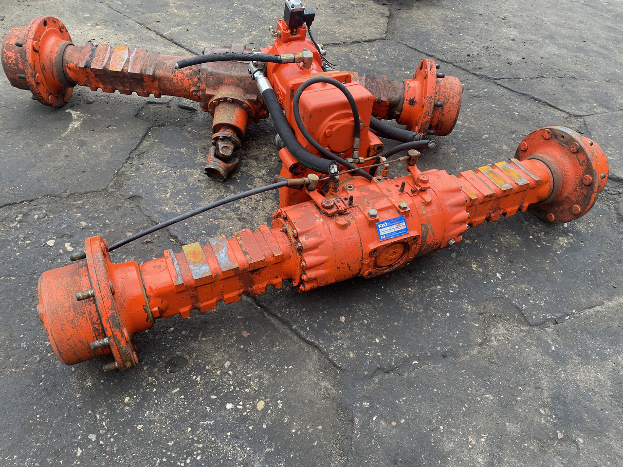 Clark Hurth 303 - oś most zwolnica mechanizm różnicowy Schaeff SKL Liebherr - Reduktor pogona za Poljoprivredni strojevi: slika Clark Hurth 303 - oś most zwolnica mechanizm różnicowy Schaeff SKL Liebherr - Reduktor pogona za Poljoprivredni strojevi Clark Hurth 303 - oś most zwolnica mechanizm różnicowy Schaeff SKL Liebherr - Reduktor pogona za Poljoprivredni strojevi: slika Clark Hurth 303 - oś most zwolnica mechanizm różnicowy Schaeff SKL Liebherr - Reduktor pogona za Poljoprivredni strojevi