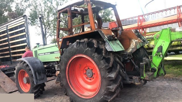 Fendt 311 - Felgi - Felga za Poljoprivredni strojevi: slika Fendt 311 - Felgi - Felga za Poljoprivredni strojevi Fendt 311 - Felgi - Felga za Poljoprivredni strojevi: slika Fendt 311 - Felgi - Felga za Poljoprivredni strojevi