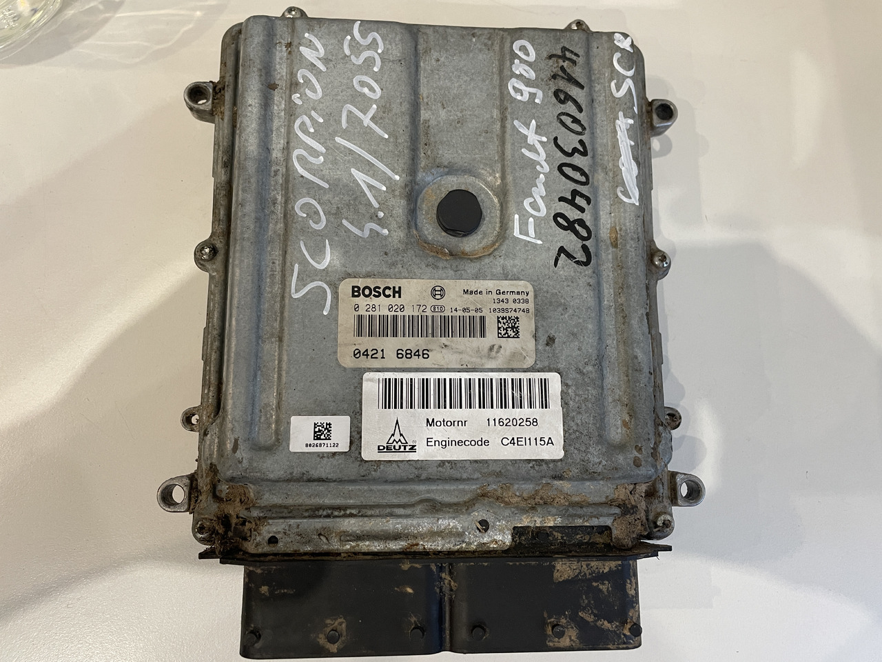 Fendt 900 SCR - sterownik moduł silnika ECU 0421020172 04216846 - Upravljačka jedinica (ECU) za Poljoprivredni strojevi: slika Fendt 900 SCR - sterownik moduł silnika ECU 0421020172 04216846 - Upravljačka jedinica (ECU) za Poljoprivredni strojevi Fendt 900 SCR - sterownik moduł silnika ECU 0421020172 04216846 - Upravljačka jedinica (ECU) za Poljoprivredni strojevi: slika Fendt 900 SCR - sterownik moduł silnika ECU 0421020172 04216846 - Upravljačka jedinica (ECU) za Poljoprivredni strojevi