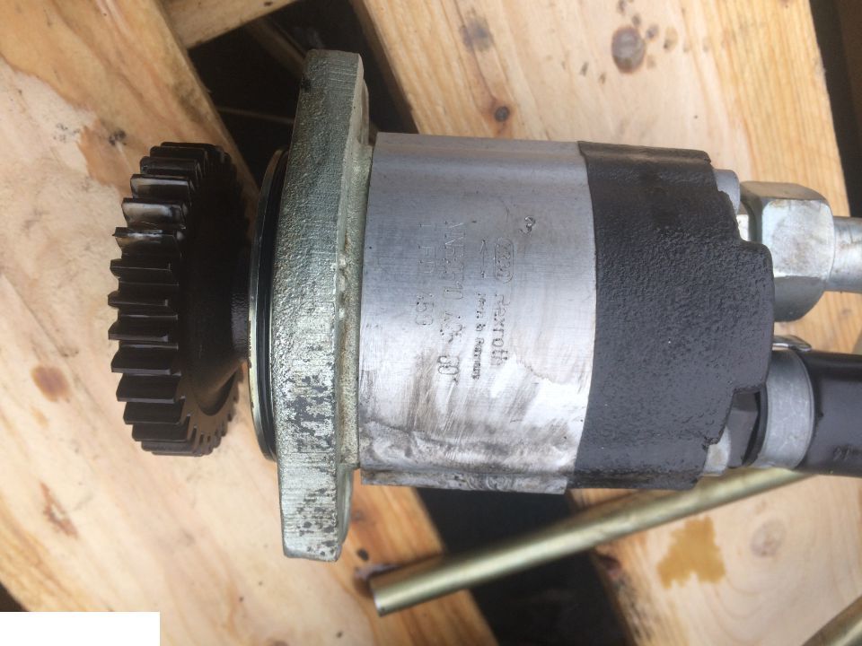 Fendt 939 - Pompy Hydrauliki - Rexroth mnr 0510 425 60 - Hidraulična pumpa za Poljoprivredni strojevi: slika Fendt 939 - Pompy Hydrauliki - Rexroth mnr 0510 425 60 - Hidraulična pumpa za Poljoprivredni strojevi Fendt 939 - Pompy Hydrauliki - Rexroth mnr 0510 425 60 - Hidraulična pumpa za Poljoprivredni strojevi: slika Fendt 939 - Pompy Hydrauliki - Rexroth mnr 0510 425 60 - Hidraulična pumpa za Poljoprivredni strojevi