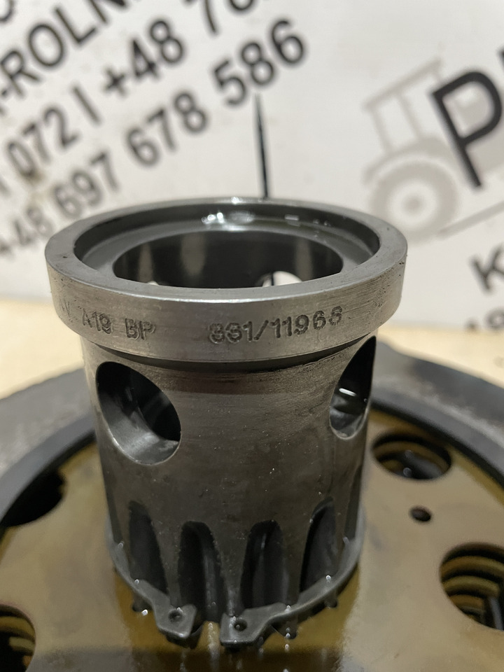 JCB 531, 540, 541, 535, 536 - tarcze tuleja uzębienia tarcz hamulcowych 331/11966 - Kočioni disk za Građevinski strojevi: slika JCB 531, 540, 541, 535, 536 - tarcze tuleja uzębienia tarcz hamulcowych 331/11966 - Kočioni disk za Građevinski strojevi JCB 531, 540, 541, 535, 536 - tarcze tuleja uzębienia tarcz hamulcowych 331/11966 - Kočioni disk za Građevinski strojevi: slika JCB 531, 540, 541, 535, 536 - tarcze tuleja uzębienia tarcz hamulcowych 331/11966 - Kočioni disk za Građevinski strojevi