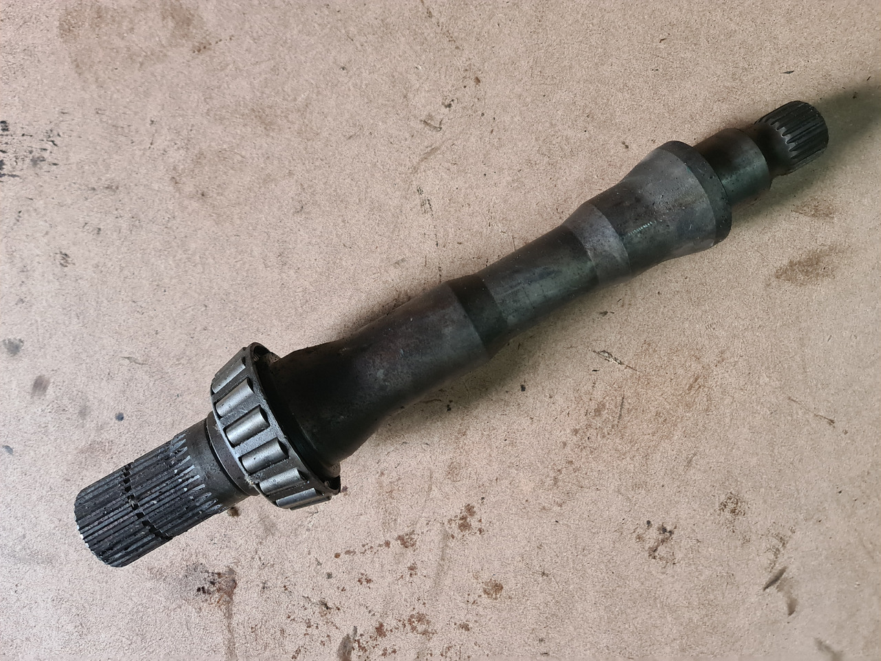 John Deere 4650 4850 Wał Napędowy Pierścień Łożysko R71495 R80327 JD10129 - Polosovina za Poljoprivredni strojevi: slika John Deere 4650 4850 Wał Napędowy Pierścień Łożysko R71495 R80327 JD10129 - Polosovina za Poljoprivredni strojevi John Deere 4650 4850 Wał Napędowy Pierścień Łożysko R71495 R80327 JD10129 - Polosovina za Poljoprivredni strojevi: slika John Deere 4650 4850 Wał Napędowy Pierścień Łożysko R71495 R80327 JD10129 - Polosovina za Poljoprivredni strojevi