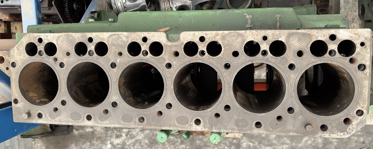 John Deere 6068 6068TF250 R119565 Blok Silnika - Blok cilindra za Poljoprivredni strojevi: slika John Deere 6068 6068TF250 R119565 Blok Silnika - Blok cilindra za Poljoprivredni strojevi John Deere 6068 6068TF250 R119565 Blok Silnika - Blok cilindra za Poljoprivredni strojevi: slika John Deere 6068 6068TF250 R119565 Blok Silnika - Blok cilindra za Poljoprivredni strojevi