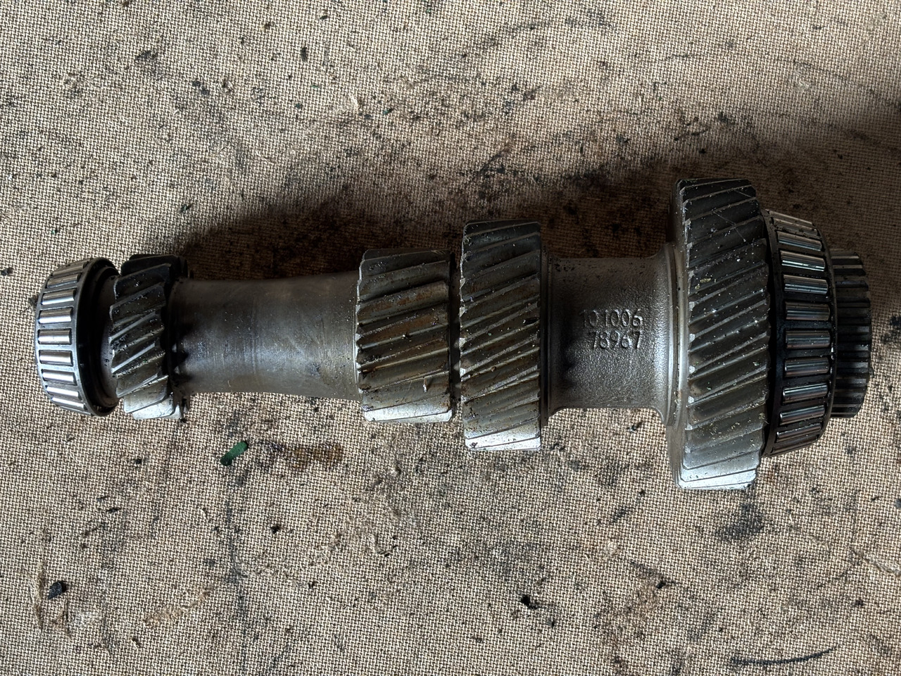 John Deere 6100 6200 6300 6400 6500 6600 Wał Napędowy L101006 L78967 - Polosovina za Poljoprivredni strojevi: slika John Deere 6100 6200 6300 6400 6500 6600 Wał Napędowy L101006 L78967 - Polosovina za Poljoprivredni strojevi John Deere 6100 6200 6300 6400 6500 6600 Wał Napędowy L101006 L78967 - Polosovina za Poljoprivredni strojevi: slika John Deere 6100 6200 6300 6400 6500 6600 Wał Napędowy L101006 L78967 - Polosovina za Poljoprivredni strojevi