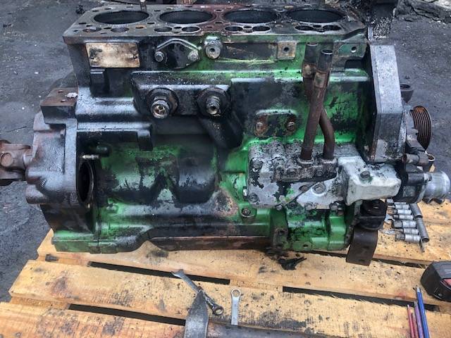 John Deere 6410 - Wał Korbowy - Koljenasto vratilo za Poljoprivredni strojevi: slika John Deere 6410 - Wał Korbowy - Koljenasto vratilo za Poljoprivredni strojevi John Deere 6410 - Wał Korbowy - Koljenasto vratilo za Poljoprivredni strojevi: slika John Deere 6410 - Wał Korbowy - Koljenasto vratilo za Poljoprivredni strojevi