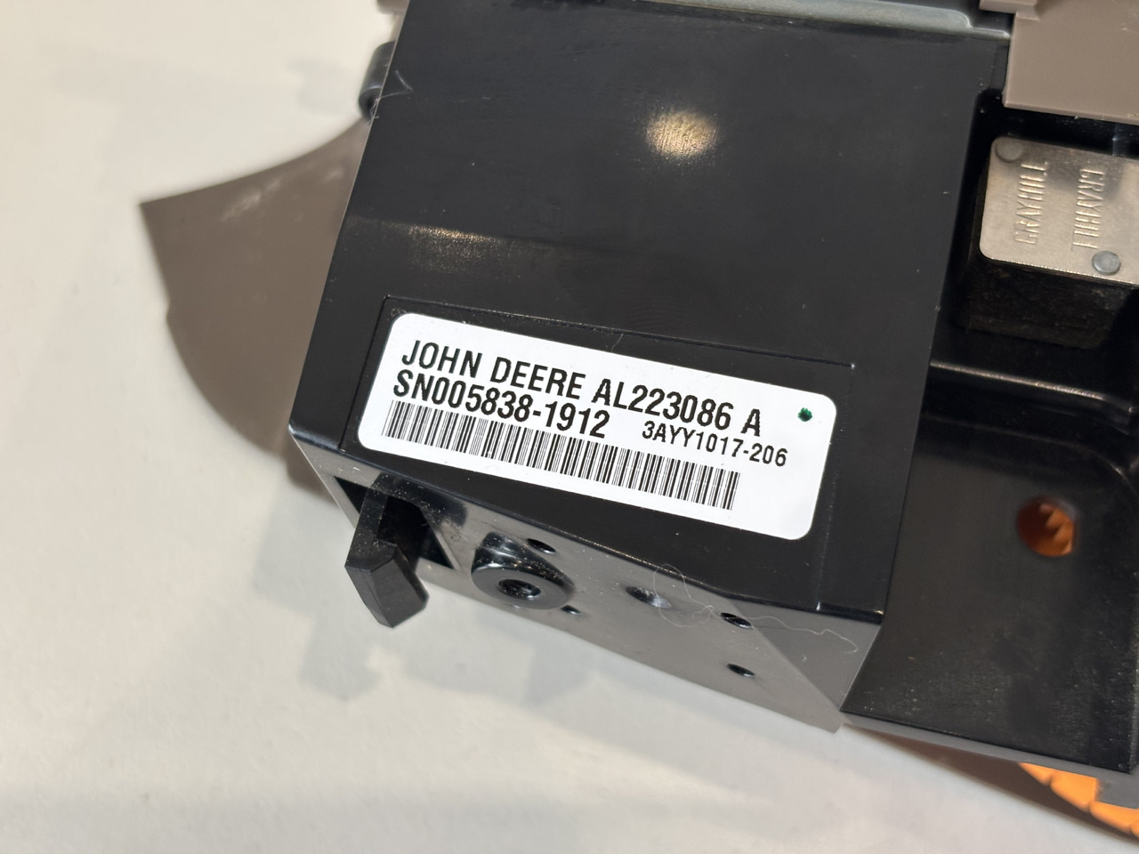 John Deere 6R 6xxx Sterownik Regulator Pokrętło Sterowania Prędkością Silnika AL223086 - Električni sustav za Poljoprivredni strojevi: slika John Deere 6R 6xxx Sterownik Regulator Pokrętło Sterowania Prędkością Silnika AL223086 - Električni sustav za Poljoprivredni strojevi John Deere 6R 6xxx Sterownik Regulator Pokrętło Sterowania Prędkością Silnika AL223086 - Električni sustav za Poljoprivredni strojevi: slika John Deere 6R 6xxx Sterownik Regulator Pokrętło Sterowania Prędkością Silnika AL223086 - Električni sustav za Poljoprivredni strojevi