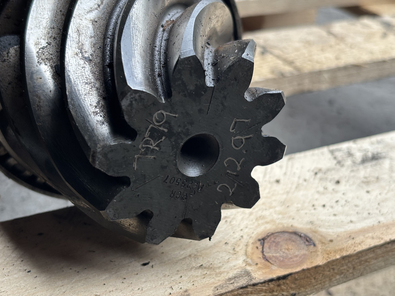 John Deere 7530 6170 6210 Mechanizm Różnicowy Atak RE565816 RE325246 R225505 R225507 - Diferencijalni zupčanik za Poljoprivredni strojevi: slika John Deere 7530 6170 6210 Mechanizm Różnicowy Atak RE565816 RE325246 R225505 R225507 - Diferencijalni zupčanik za Poljoprivredni strojevi John Deere 7530 6170 6210 Mechanizm Różnicowy Atak RE565816 RE325246 R225505 R225507 - Diferencijalni zupčanik za Poljoprivredni strojevi: slika John Deere 7530 6170 6210 Mechanizm Różnicowy Atak RE565816 RE325246 R225505 R225507 - Diferencijalni zupčanik za Poljoprivredni strojevi