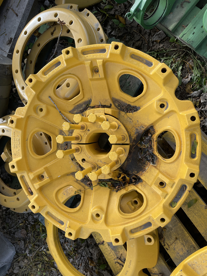 John Deere 7R350 8285R 8370R - Piasta Koła R562180 R562181 - Glavina kotača za Poljoprivredni strojevi: slika John Deere 7R350 8285R 8370R - Piasta Koła R562180 R562181 - Glavina kotača za Poljoprivredni strojevi John Deere 7R350 8285R 8370R - Piasta Koła R562180 R562181 - Glavina kotača za Poljoprivredni strojevi: slika John Deere 7R350 8285R 8370R - Piasta Koła R562180 R562181 - Glavina kotača za Poljoprivredni strojevi
