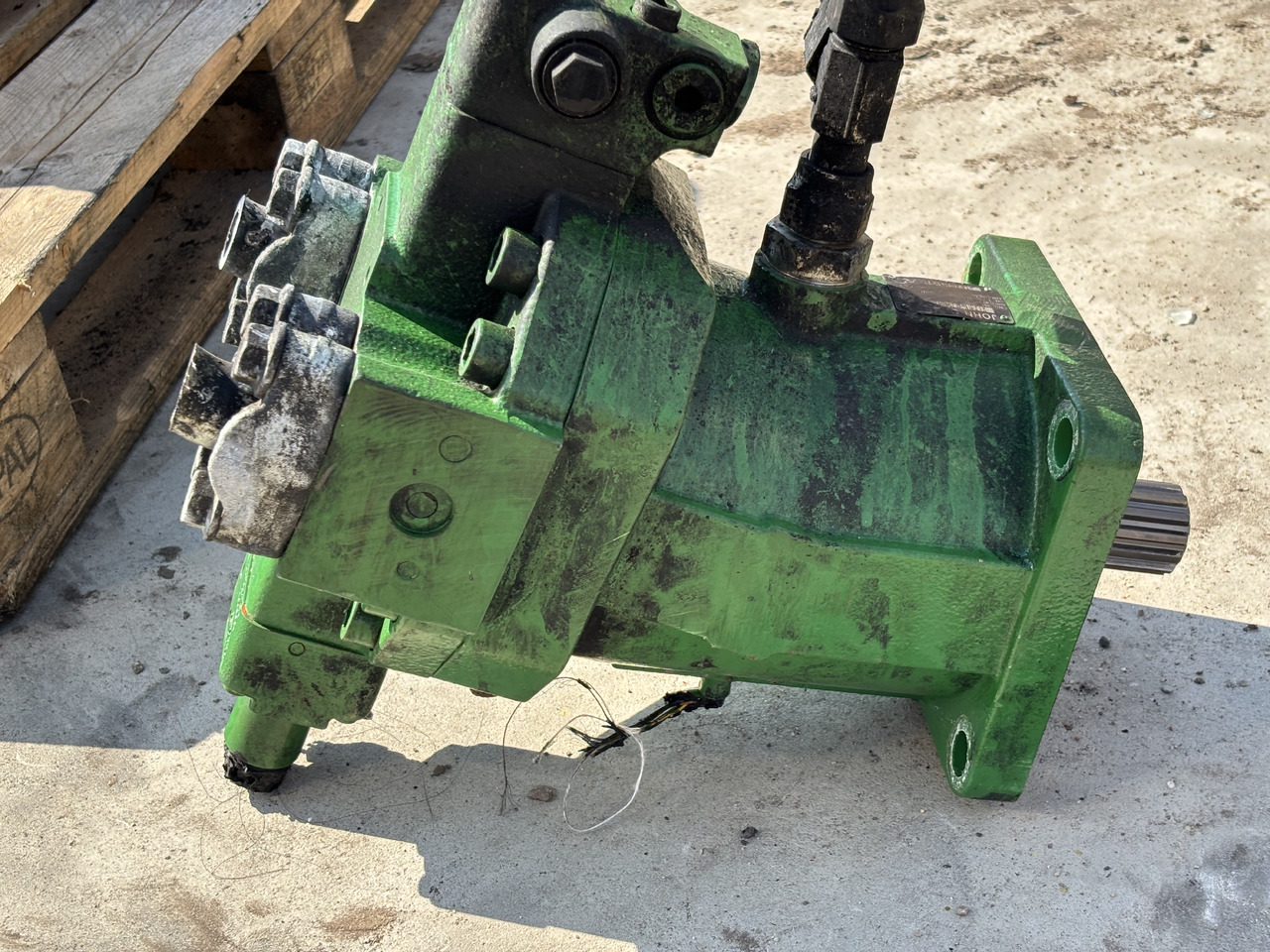 John Deere 8200 8400 8600 9500 9800 Hydromotor AXE78687 - Hidraulični motor za Poljoprivredni strojevi: slika John Deere 8200 8400 8600 9500 9800 Hydromotor AXE78687 - Hidraulični motor za Poljoprivredni strojevi John Deere 8200 8400 8600 9500 9800 Hydromotor AXE78687 - Hidraulični motor za Poljoprivredni strojevi: slika John Deere 8200 8400 8600 9500 9800 Hydromotor AXE78687 - Hidraulični motor za Poljoprivredni strojevi