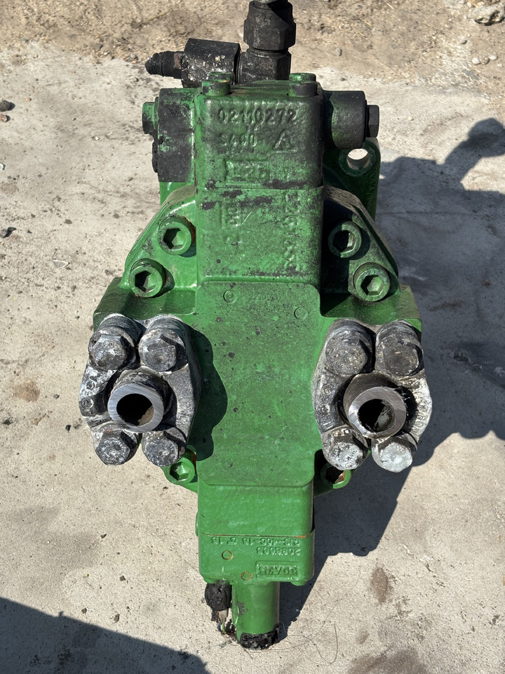John Deere 8200 8400 8600 9500 9800 Hydromotor AXE78687 - Hidraulični motor za Poljoprivredni strojevi: slika John Deere 8200 8400 8600 9500 9800 Hydromotor AXE78687 - Hidraulični motor za Poljoprivredni strojevi John Deere 8200 8400 8600 9500 9800 Hydromotor AXE78687 - Hidraulični motor za Poljoprivredni strojevi: slika John Deere 8200 8400 8600 9500 9800 Hydromotor AXE78687 - Hidraulični motor za Poljoprivredni strojevi