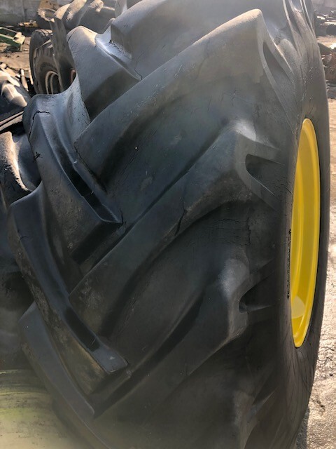 John Deere Felgi 20x26 , Koła 23.1-26 - Kompletan kotač za Poljoprivredni strojevi: slika John Deere Felgi 20x26 , Koła 23.1-26 - Kompletan kotač za Poljoprivredni strojevi John Deere Felgi 20x26 , Koła 23.1-26 - Kompletan kotač za Poljoprivredni strojevi: slika John Deere Felgi 20x26 , Koła 23.1-26 - Kompletan kotač za Poljoprivredni strojevi