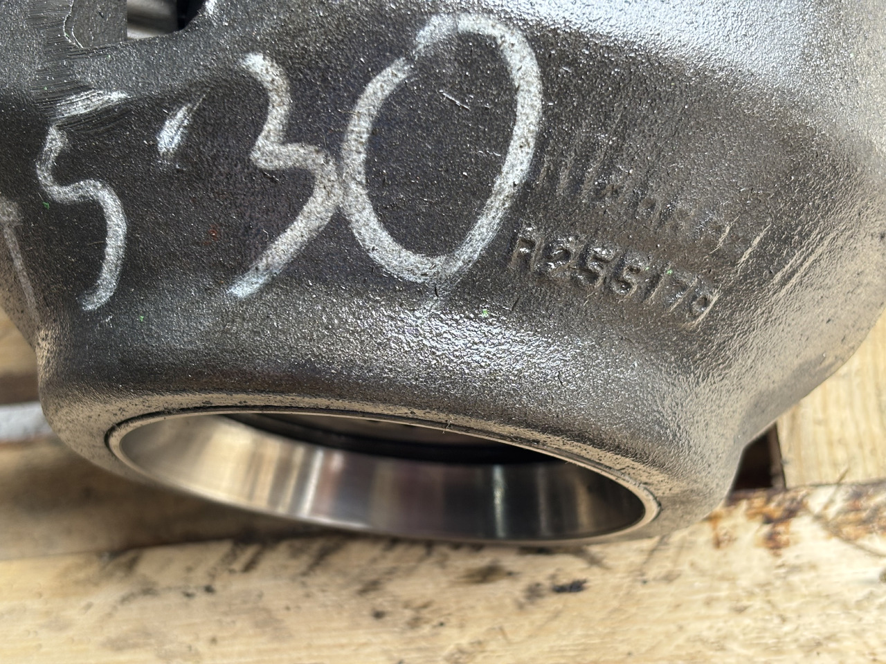 John Deere Mechanizm Różnicowy Reduktor R129583 R255179 R253935 R253934 R290636 - Diferencijalni zupčanik za Poljoprivredni strojevi: slika John Deere Mechanizm Różnicowy Reduktor R129583 R255179 R253935 R253934 R290636 - Diferencijalni zupčanik za Poljoprivredni strojevi John Deere Mechanizm Różnicowy Reduktor R129583 R255179 R253935 R253934 R290636 - Diferencijalni zupčanik za Poljoprivredni strojevi: slika John Deere Mechanizm Różnicowy Reduktor R129583 R255179 R253935 R253934 R290636 - Diferencijalni zupčanik za Poljoprivredni strojevi