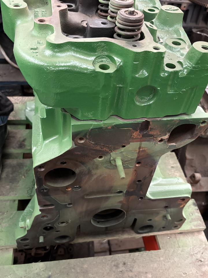 John Deere R121868 4039TL-006 4039TL 006 Blok Silnika R116569 R111949 Cylinder - Blok cilindra za Poljoprivredni strojevi: slika John Deere R121868 4039TL-006 4039TL 006 Blok Silnika R116569 R111949 Cylinder - Blok cilindra za Poljoprivredni strojevi John Deere R121868 4039TL-006 4039TL 006 Blok Silnika R116569 R111949 Cylinder - Blok cilindra za Poljoprivredni strojevi: slika John Deere R121868 4039TL-006 4039TL 006 Blok Silnika R116569 R111949 Cylinder - Blok cilindra za Poljoprivredni strojevi