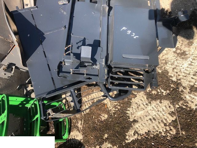 John Deere - Stopnie - Prag za Poljoprivredni strojevi: slika John Deere - Stopnie - Prag za Poljoprivredni strojevi John Deere - Stopnie - Prag za Poljoprivredni strojevi: slika John Deere - Stopnie - Prag za Poljoprivredni strojevi