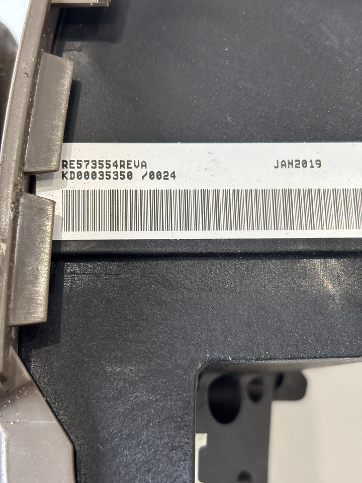 John Deere seria 6000 7000 8000 R - joystick 5-funkcyjny CommandARM RE573554 - Ručica mjenjača za Poljoprivredni strojevi: slika John Deere seria 6000 7000 8000 R - joystick 5-funkcyjny CommandARM RE573554 - Ručica mjenjača za Poljoprivredni strojevi John Deere seria 6000 7000 8000 R - joystick 5-funkcyjny CommandARM RE573554 - Ručica mjenjača za Poljoprivredni strojevi: slika John Deere seria 6000 7000 8000 R - joystick 5-funkcyjny CommandARM RE573554 - Ručica mjenjača za Poljoprivredni strojevi