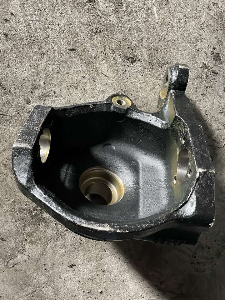 John Deere sieczkarnia 7200 7300 7400 7500 7700 7800 - zwrotnica ER145011 12863 - Rukavac kotača za Poljoprivredni strojevi: slika John Deere sieczkarnia 7200 7300 7400 7500 7700 7800 - zwrotnica ER145011 12863 - Rukavac kotača za Poljoprivredni strojevi John Deere sieczkarnia 7200 7300 7400 7500 7700 7800 - zwrotnica ER145011 12863 - Rukavac kotača za Poljoprivredni strojevi: slika John Deere sieczkarnia 7200 7300 7400 7500 7700 7800 - zwrotnica ER145011 12863 - Rukavac kotača za Poljoprivredni strojevi