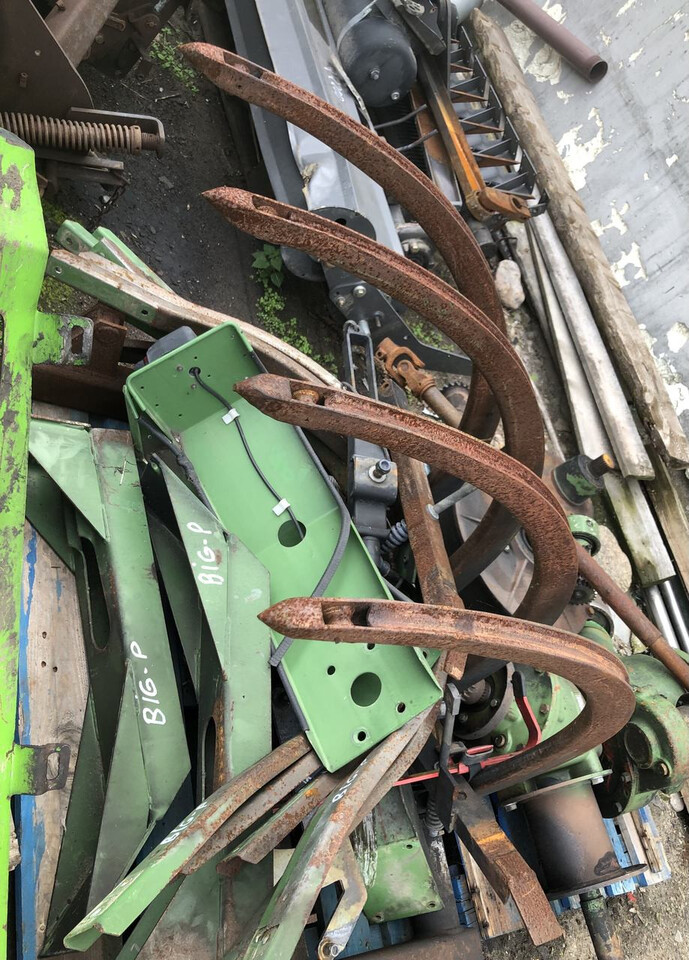 KRONE-prasa Big Pack/Krone- rotor iglica przekładnia - Prijenos za Poljoprivredni strojevi: slika KRONE-prasa Big Pack/Krone- rotor iglica przekładnia - Prijenos za Poljoprivredni strojevi KRONE-prasa Big Pack/Krone- rotor iglica przekładnia - Prijenos za Poljoprivredni strojevi: slika KRONE-prasa Big Pack/Krone- rotor iglica przekładnia - Prijenos za Poljoprivredni strojevi