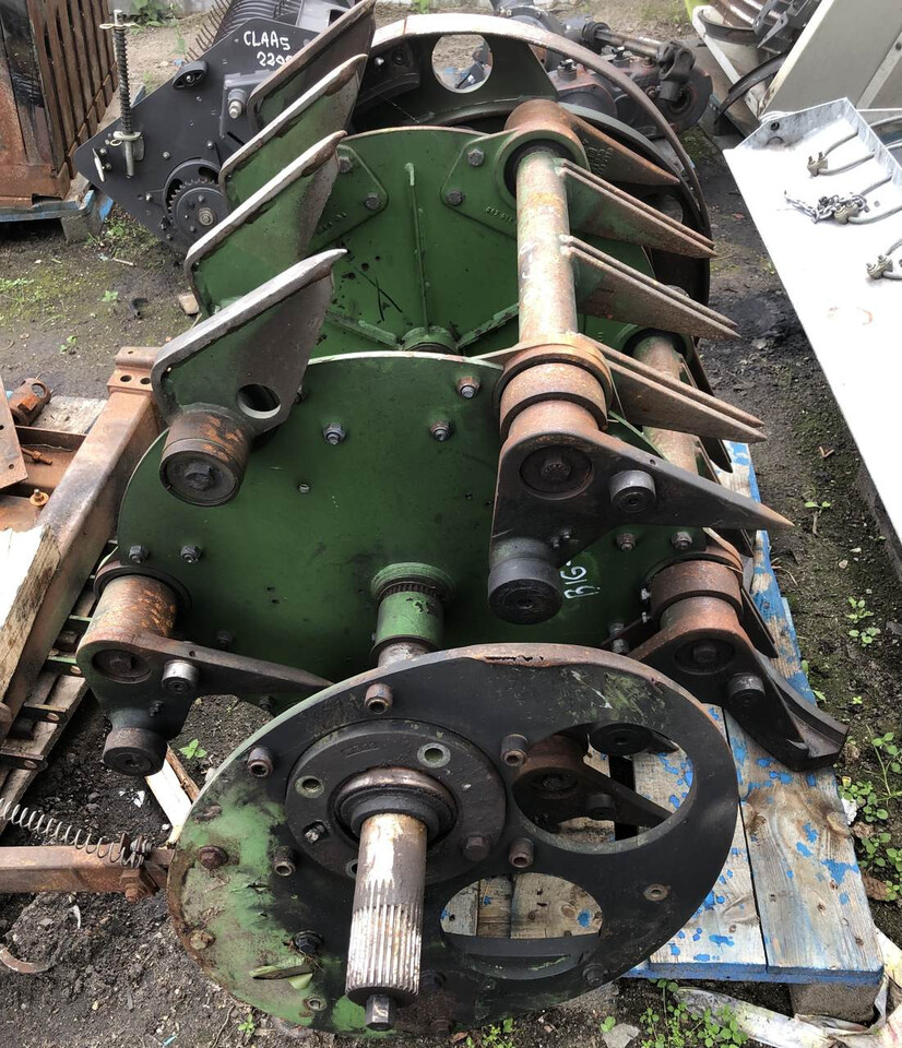 KRONE-prasa Big Pack/Krone- rotor iglica przekładnia - Prijenos za Poljoprivredni strojevi: slika KRONE-prasa Big Pack/Krone- rotor iglica przekładnia - Prijenos za Poljoprivredni strojevi KRONE-prasa Big Pack/Krone- rotor iglica przekładnia - Prijenos za Poljoprivredni strojevi: slika KRONE-prasa Big Pack/Krone- rotor iglica przekładnia - Prijenos za Poljoprivredni strojevi