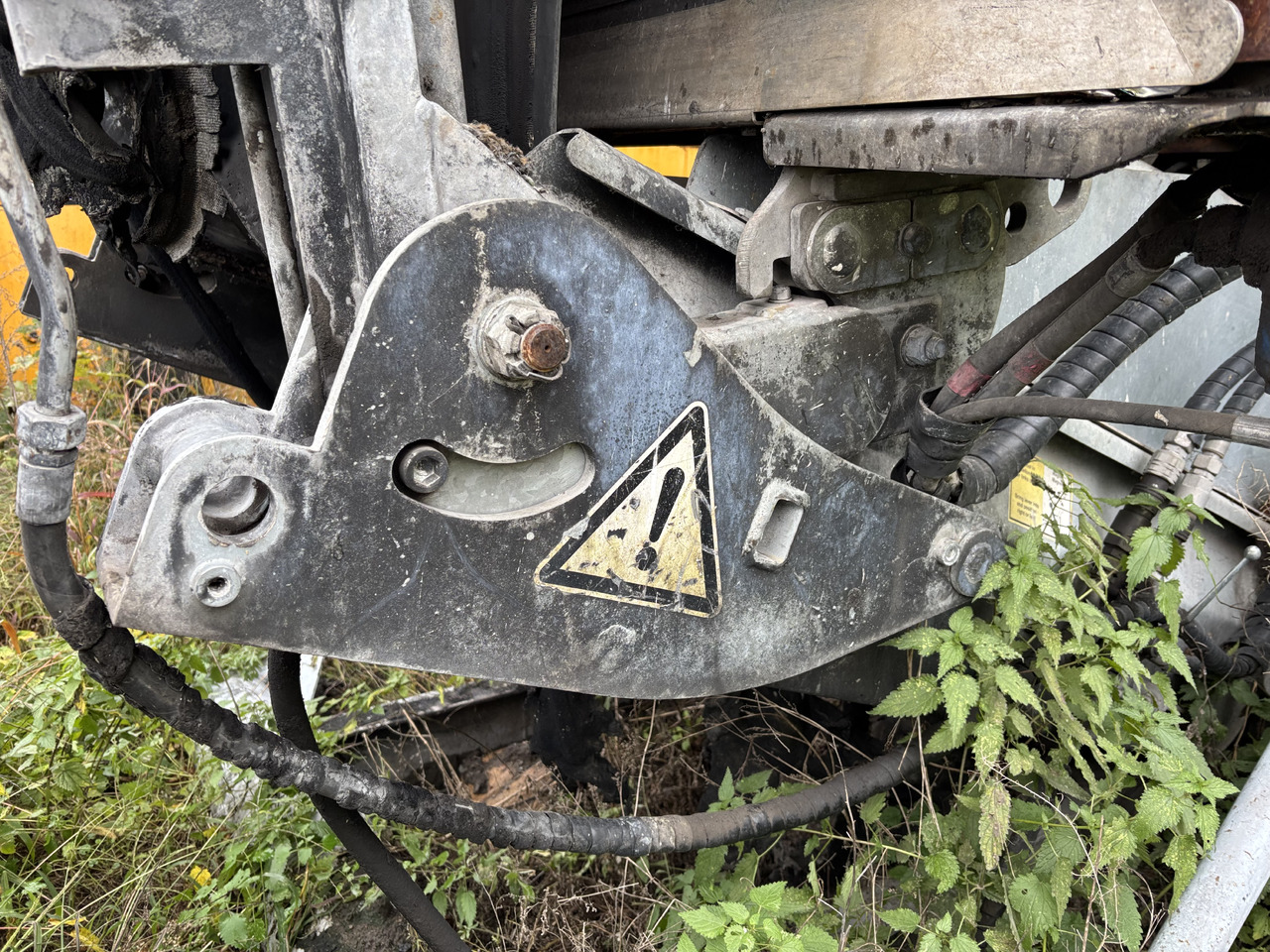 LINDNER Urraco 75 D U75D U-75-D Obudowa Niszczarki Rozdrabniaczy Bębnów Koryto Wanna - Drobilica: slika LINDNER Urraco 75 D U75D U-75-D Obudowa Niszczarki Rozdrabniaczy Bębnów Koryto Wanna - Drobilica LINDNER Urraco 75 D U75D U-75-D Obudowa Niszczarki Rozdrabniaczy Bębnów Koryto Wanna - Drobilica: slika LINDNER Urraco 75 D U75D U-75-D Obudowa Niszczarki Rozdrabniaczy Bębnów Koryto Wanna - Drobilica