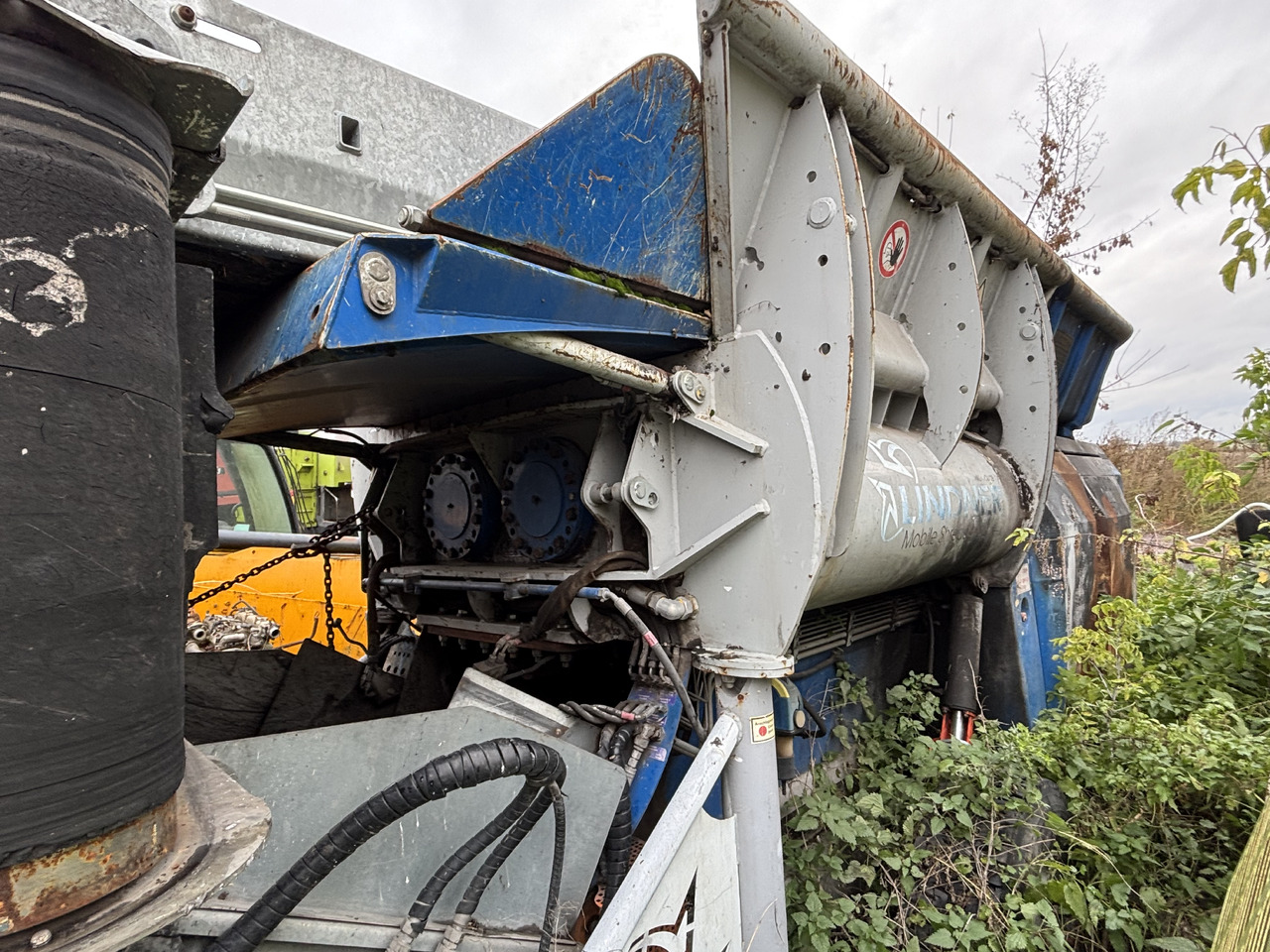 LINDNER Urraco 75 D U75D U-75-D Obudowa Niszczarki Rozdrabniaczy Bębnów Koryto Wanna - Drobilica: slika LINDNER Urraco 75 D U75D U-75-D Obudowa Niszczarki Rozdrabniaczy Bębnów Koryto Wanna - Drobilica LINDNER Urraco 75 D U75D U-75-D Obudowa Niszczarki Rozdrabniaczy Bębnów Koryto Wanna - Drobilica: slika LINDNER Urraco 75 D U75D U-75-D Obudowa Niszczarki Rozdrabniaczy Bębnów Koryto Wanna - Drobilica