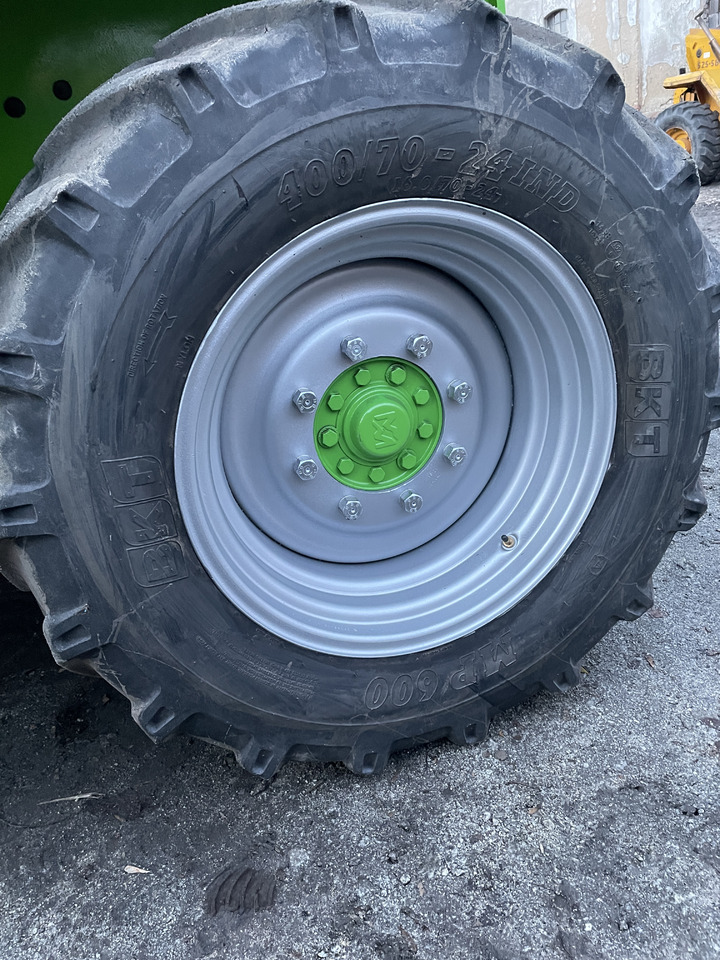 Teleskopski rukovatelj Ładowarka teleskopowa Merlo Turbofarmer P34.7 Plus 2009r.: slika Teleskopski rukovatelj Ładowarka teleskopowa Merlo Turbofarmer P34.7 Plus 2009r.