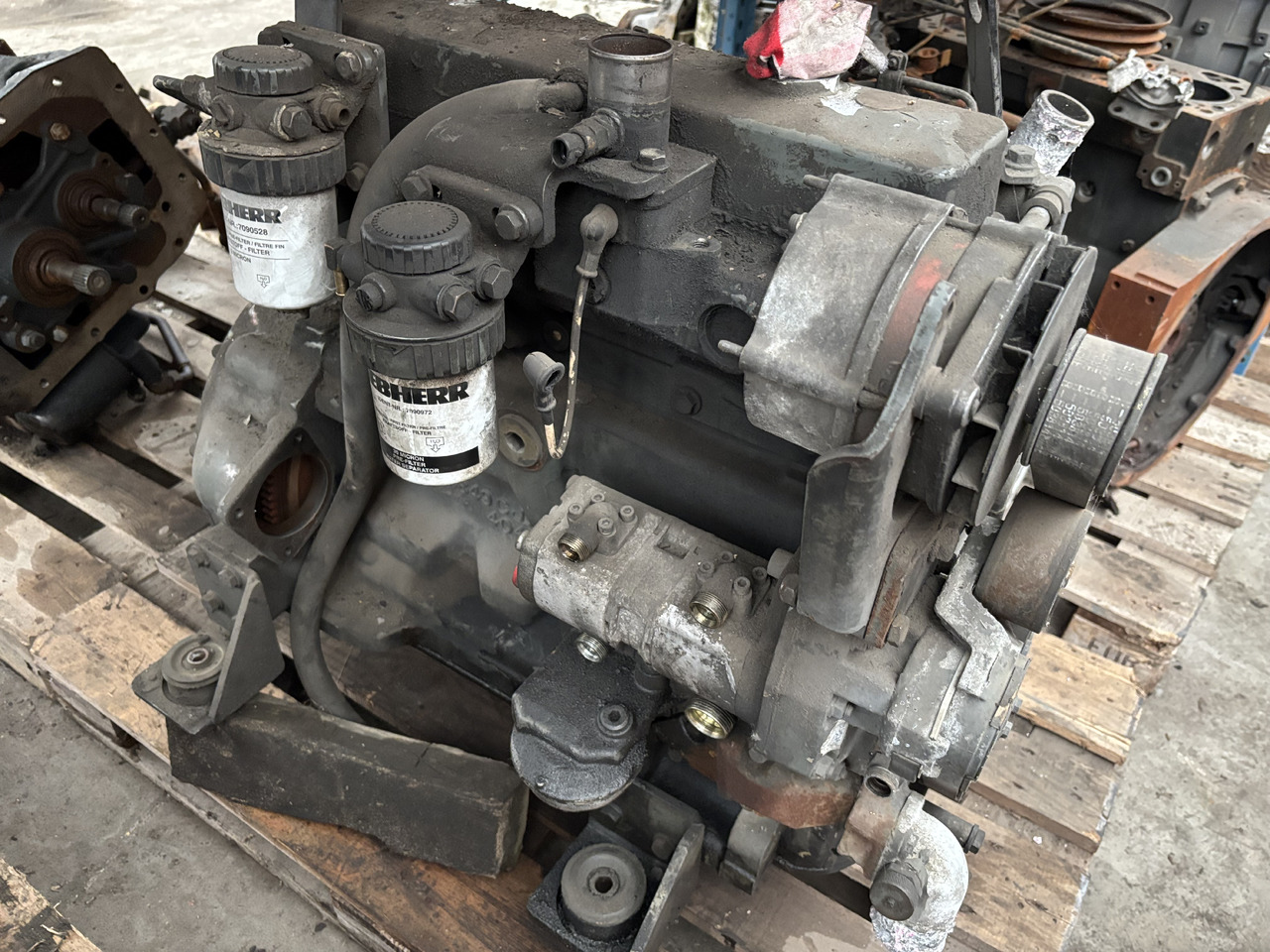 Liebherr D504 TI OI eII 97/68FA 2001/63 Silnik CZĘŚCI - Motor za Poljoprivredni strojevi: slika Liebherr D504 TI OI eII 97/68FA 2001/63 Silnik CZĘŚCI - Motor za Poljoprivredni strojevi Liebherr D504 TI OI eII 97/68FA 2001/63 Silnik CZĘŚCI - Motor za Poljoprivredni strojevi: slika Liebherr D504 TI OI eII 97/68FA 2001/63 Silnik CZĘŚCI - Motor za Poljoprivredni strojevi