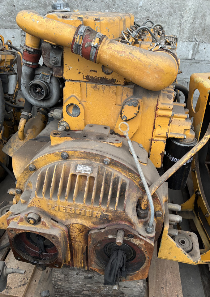 Liebherr D904T D 904 T Silnik Kompletny Blok Koło Zamachowe Wał Korbowy Pokrywa Miska CZĘŚCI - Zamašnjak za Poljoprivredni strojevi: slika Liebherr D904T D 904 T Silnik Kompletny Blok Koło Zamachowe Wał Korbowy Pokrywa Miska CZĘŚCI - Zamašnjak za Poljoprivredni strojevi Liebherr D904T D 904 T Silnik Kompletny Blok Koło Zamachowe Wał Korbowy Pokrywa Miska CZĘŚCI - Zamašnjak za Poljoprivredni strojevi: slika Liebherr D904T D 904 T Silnik Kompletny Blok Koło Zamachowe Wał Korbowy Pokrywa Miska CZĘŚCI - Zamašnjak za Poljoprivredni strojevi