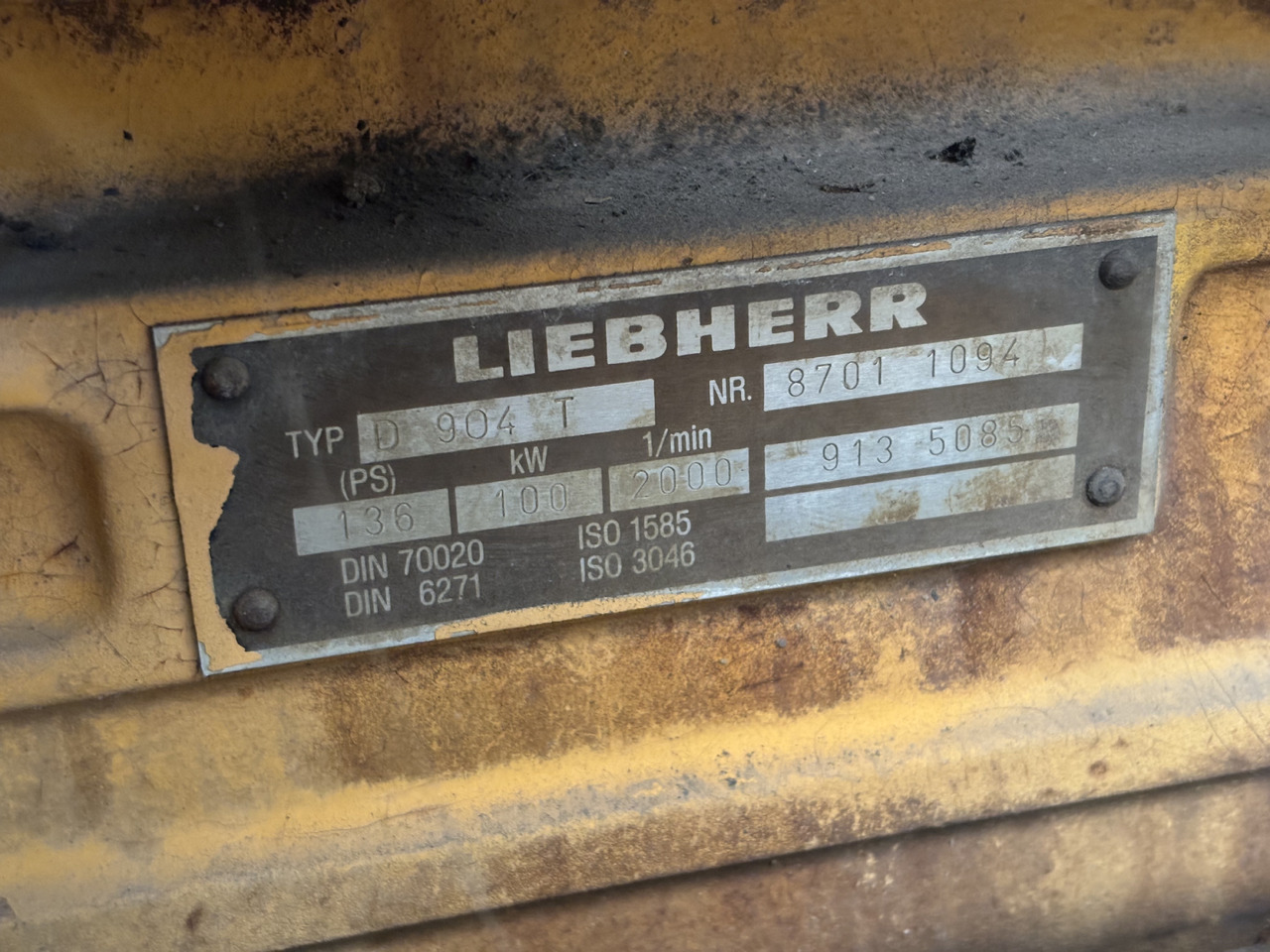 Liebherr D904T D 904 T Silnik Kompletny Blok Koło Zamachowe Wał Korbowy Pokrywa Miska CZĘŚCI - Zamašnjak za Poljoprivredni strojevi: slika Liebherr D904T D 904 T Silnik Kompletny Blok Koło Zamachowe Wał Korbowy Pokrywa Miska CZĘŚCI - Zamašnjak za Poljoprivredni strojevi Liebherr D904T D 904 T Silnik Kompletny Blok Koło Zamachowe Wał Korbowy Pokrywa Miska CZĘŚCI - Zamašnjak za Poljoprivredni strojevi: slika Liebherr D904T D 904 T Silnik Kompletny Blok Koło Zamachowe Wał Korbowy Pokrywa Miska CZĘŚCI - Zamašnjak za Poljoprivredni strojevi