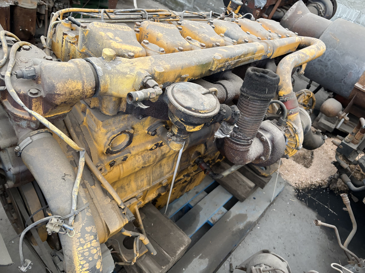 Liebherr D906TB D 904 TB Silnik Kompletny Blok Koło Zamachowe Wał Korbowy Pokrywa Miska CZĘŚCI - Zamašnjak za Poljoprivredni strojevi: slika Liebherr D906TB D 904 TB Silnik Kompletny Blok Koło Zamachowe Wał Korbowy Pokrywa Miska CZĘŚCI - Zamašnjak za Poljoprivredni strojevi Liebherr D906TB D 904 TB Silnik Kompletny Blok Koło Zamachowe Wał Korbowy Pokrywa Miska CZĘŚCI - Zamašnjak za Poljoprivredni strojevi: slika Liebherr D906TB D 904 TB Silnik Kompletny Blok Koło Zamachowe Wał Korbowy Pokrywa Miska CZĘŚCI - Zamašnjak za Poljoprivredni strojevi