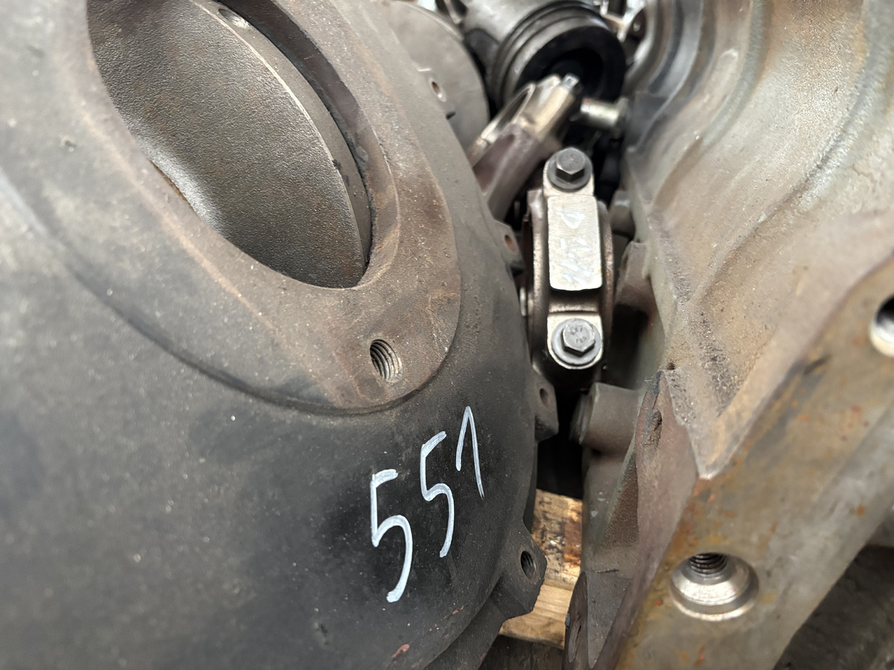 Liebherr D916 Blok Silnika 3201042 Wał Obudowa Tłoki CZĘŚCI - Blok cilindra za Poljoprivredni strojevi: slika Liebherr D916 Blok Silnika 3201042 Wał Obudowa Tłoki CZĘŚCI - Blok cilindra za Poljoprivredni strojevi Liebherr D916 Blok Silnika 3201042 Wał Obudowa Tłoki CZĘŚCI - Blok cilindra za Poljoprivredni strojevi: slika Liebherr D916 Blok Silnika 3201042 Wał Obudowa Tłoki CZĘŚCI - Blok cilindra za Poljoprivredni strojevi