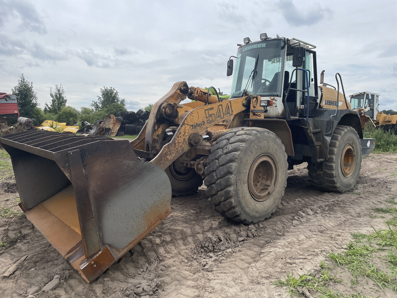 Liebherr L544 - na części - most kabina skrzynia biegów silnik - Mjenjač za Poljoprivredni strojevi: slika Liebherr L544 - na części - most kabina skrzynia biegów silnik - Mjenjač za Poljoprivredni strojevi Liebherr L544 - na części - most kabina skrzynia biegów silnik - Mjenjač za Poljoprivredni strojevi: slika Liebherr L544 - na części - most kabina skrzynia biegów silnik - Mjenjač za Poljoprivredni strojevi