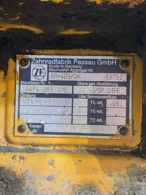 Liebherr L554 obudowa mostu AP-409/DL - Osovina i dijelovi za Građevinski strojevi: slika Liebherr L554 obudowa mostu AP-409/DL - Osovina i dijelovi za Građevinski strojevi Liebherr L554 obudowa mostu AP-409/DL - Osovina i dijelovi za Građevinski strojevi: slika Liebherr L554 obudowa mostu AP-409/DL - Osovina i dijelovi za Građevinski strojevi