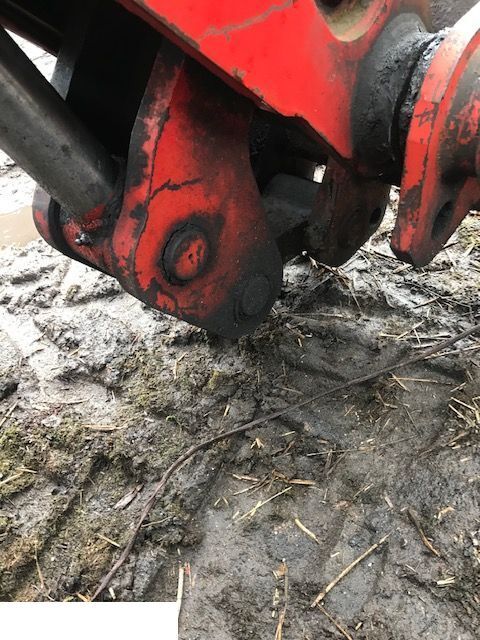 Manitou 626 - Siłownik Wychyłu Łyźki - Hidraulični cilindar za Poljoprivredni strojevi: slika Manitou 626 - Siłownik Wychyłu Łyźki - Hidraulični cilindar za Poljoprivredni strojevi Manitou 626 - Siłownik Wychyłu Łyźki - Hidraulični cilindar za Poljoprivredni strojevi: slika Manitou 626 - Siłownik Wychyłu Łyźki - Hidraulični cilindar za Poljoprivredni strojevi
