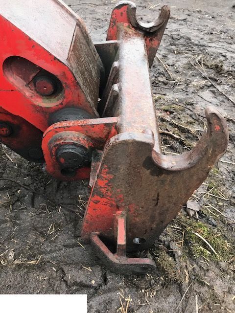 Manitou 626 - Siłownik Wychyłu Łyźki - Hidraulični cilindar za Poljoprivredni strojevi: slika Manitou 626 - Siłownik Wychyłu Łyźki - Hidraulični cilindar za Poljoprivredni strojevi Manitou 626 - Siłownik Wychyłu Łyźki - Hidraulični cilindar za Poljoprivredni strojevi: slika Manitou 626 - Siłownik Wychyłu Łyźki - Hidraulični cilindar za Poljoprivredni strojevi
