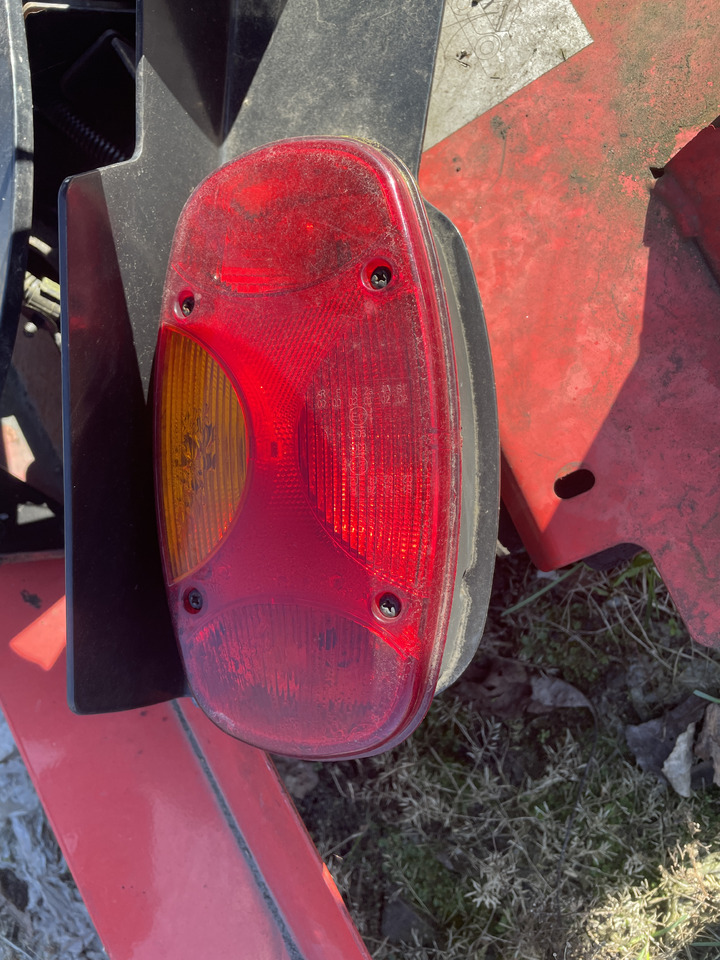 Manitou 735 - lampy tylne - Stražnja svjetla za Oprema za rukovanje materijalima: slika Manitou 735 - lampy tylne - Stražnja svjetla za Oprema za rukovanje materijalima Manitou 735 - lampy tylne - Stražnja svjetla za Oprema za rukovanje materijalima: slika Manitou 735 - lampy tylne - Stražnja svjetla za Oprema za rukovanje materijalima
