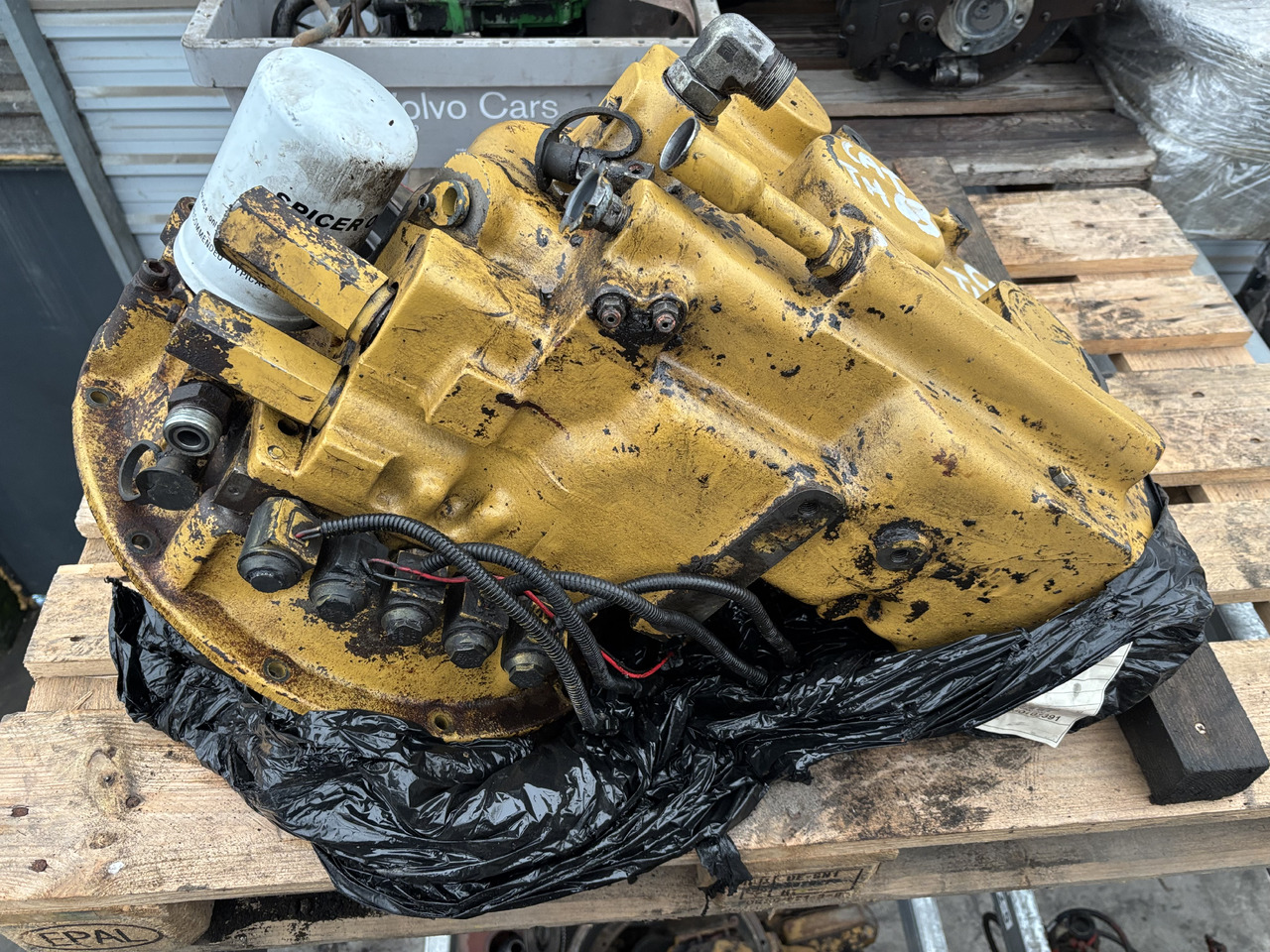 Manitou MLA628T Cat TH63 Skrzynia biegów 4205502R - Mjenjač za Poljoprivredni strojevi: slika Manitou MLA628T Cat TH63 Skrzynia biegów 4205502R - Mjenjač za Poljoprivredni strojevi Manitou MLA628T Cat TH63 Skrzynia biegów 4205502R - Mjenjač za Poljoprivredni strojevi: slika Manitou MLA628T Cat TH63 Skrzynia biegów 4205502R - Mjenjač za Poljoprivredni strojevi