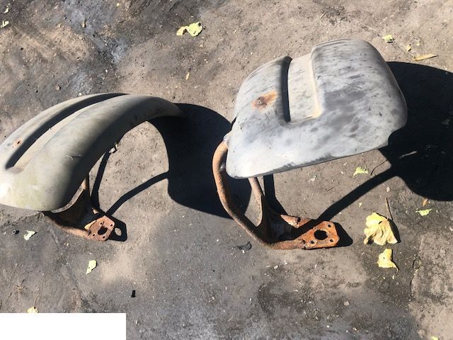 Manitou - Stelaźe - Blatobran za Poljoprivredni strojevi: slika Manitou - Stelaźe - Blatobran za Poljoprivredni strojevi Manitou - Stelaźe - Blatobran za Poljoprivredni strojevi: slika Manitou - Stelaźe - Blatobran za Poljoprivredni strojevi