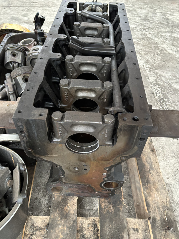 Massey Ferguson 7256 Silnik MT42595 CNT10283 Blok Tłok Wał CZĘŚCI - Motor i dijelovi za Poljoprivredni strojevi: slika  Massey Ferguson 7256 Silnik MT42595 CNT10283 Blok Tłok Wał CZĘŚCI - Motor i dijelovi za Poljoprivredni strojevi Massey Ferguson 7256 Silnik MT42595 CNT10283 Blok Tłok Wał CZĘŚCI - Motor i dijelovi za Poljoprivredni strojevi: slika  Massey Ferguson 7256 Silnik MT42595 CNT10283 Blok Tłok Wał CZĘŚCI - Motor i dijelovi za Poljoprivredni strojevi