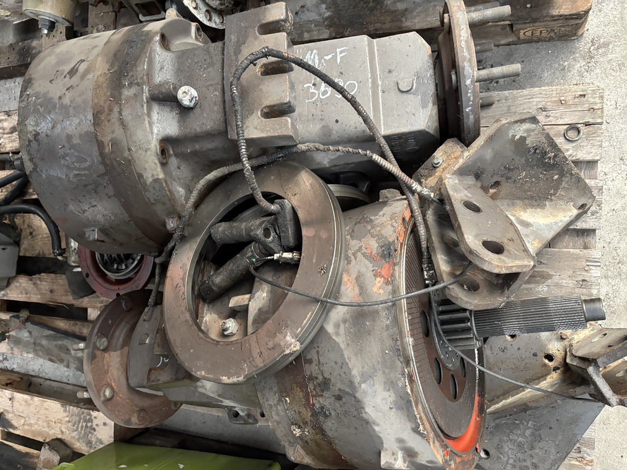 Massey Fergusson 3690 Zwolnica Prawa 3615729M11 - Reduktor pogona za Poljoprivredni strojevi: slika Massey Fergusson 3690 Zwolnica Prawa 3615729M11 - Reduktor pogona za Poljoprivredni strojevi Massey Fergusson 3690 Zwolnica Prawa 3615729M11 - Reduktor pogona za Poljoprivredni strojevi: slika Massey Fergusson 3690 Zwolnica Prawa 3615729M11 - Reduktor pogona za Poljoprivredni strojevi