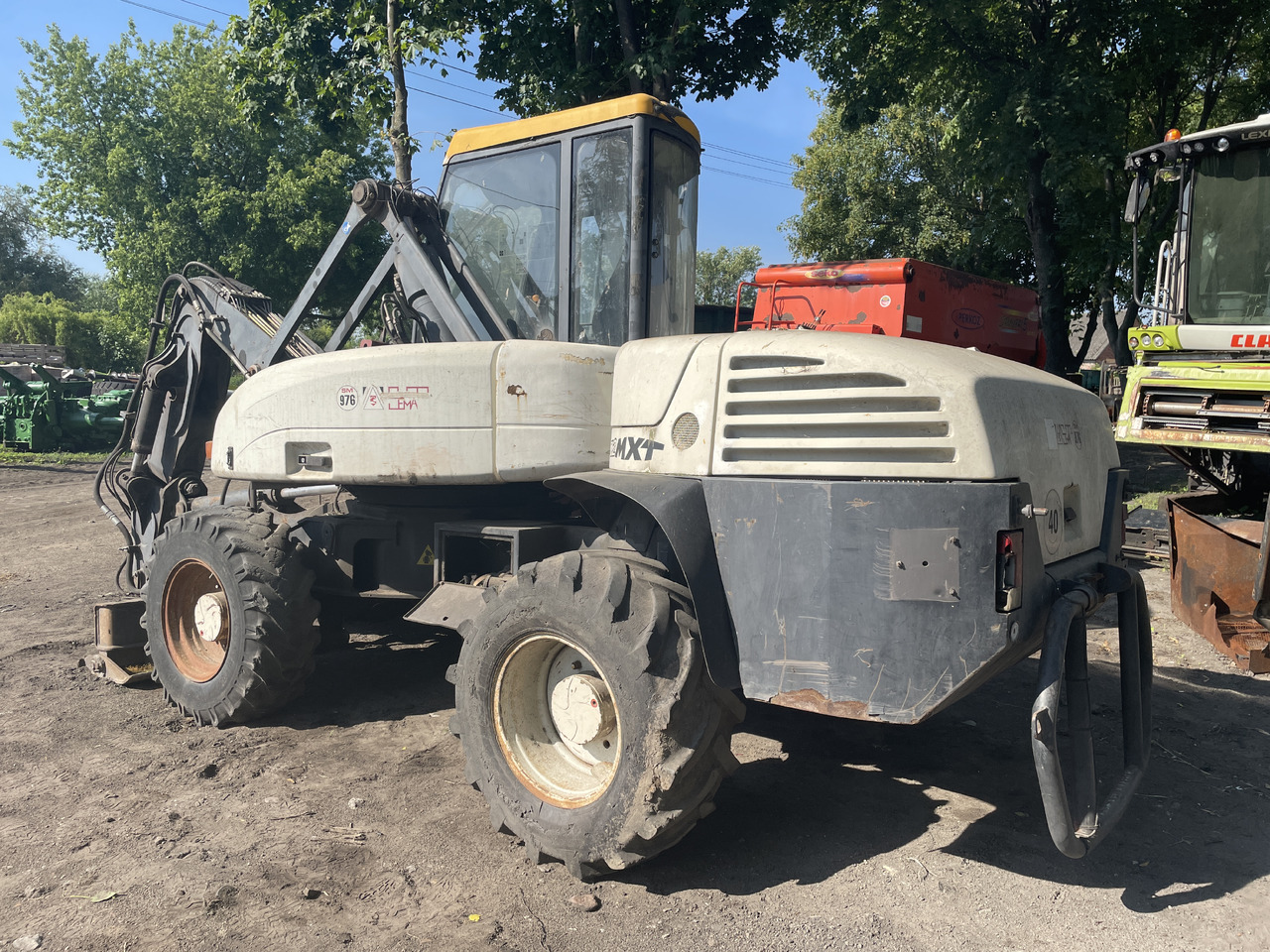 Mecalac 12MXT 12 MXT - części - kabina mosty siłowniki koła zwolnica skrzynia - Reduktor pogona za Poljoprivredni strojevi: slika Mecalac 12MXT 12 MXT - części - kabina mosty siłowniki koła zwolnica skrzynia - Reduktor pogona za Poljoprivredni strojevi Mecalac 12MXT 12 MXT - części - kabina mosty siłowniki koła zwolnica skrzynia - Reduktor pogona za Poljoprivredni strojevi: slika Mecalac 12MXT 12 MXT - części - kabina mosty siłowniki koła zwolnica skrzynia - Reduktor pogona za Poljoprivredni strojevi